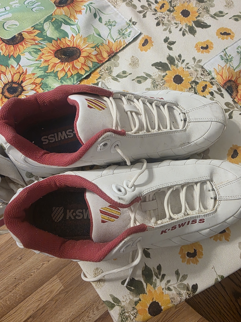 K-Swiss White and Red Leather Sneakers
